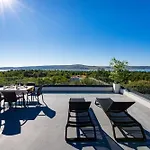 My Dalmatia - Sea View Senti * Starigrad Paklenica