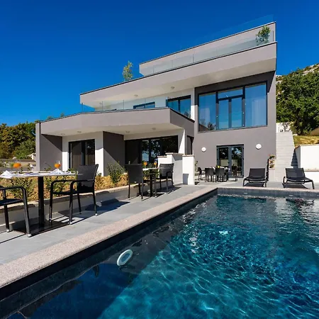 My Dalmatia - Senti With Private Heated Pool * Starigrad Paklenica