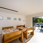 My Dalmatia - Sea View Senti Διαμέρισμα *