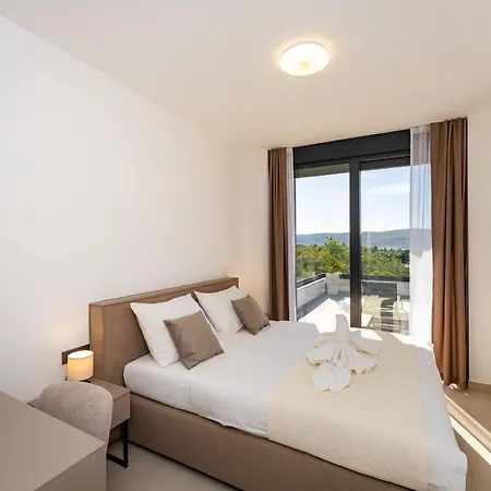 My Dalmatia - Senti With Private Heated Pool * Starigrad Paklenica