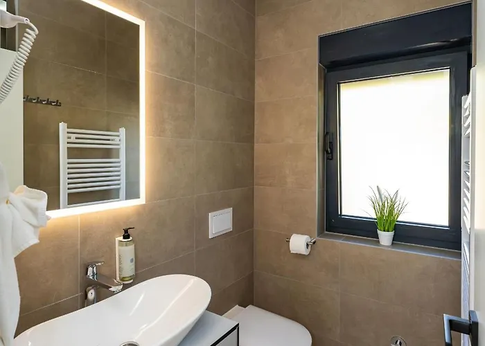 Apartman My Dalmatia - Sea View Apartment Senti Starigrad Paklenica