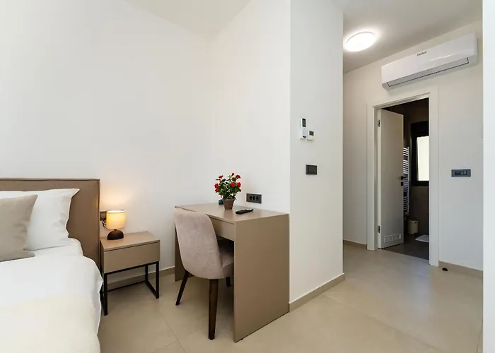 My Dalmatia - Sea View Apartment Senti Starigrad Paklenica