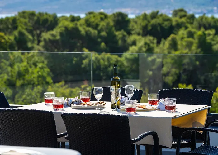 My Dalmatia - Sea View Apartment Senti Apartman Starigrad Paklenica